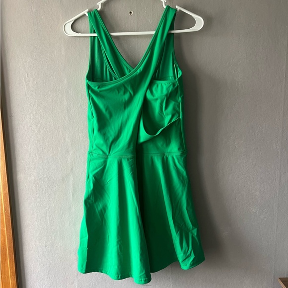 GB Green Active Seamed Bodice Pull-On Mini Tennis Dress Size Large - Picture 5 of 8